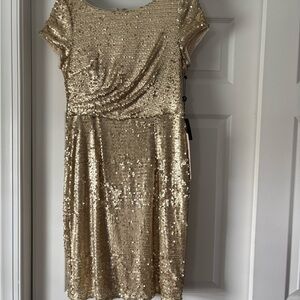 Elegant Gold Sequin Dress